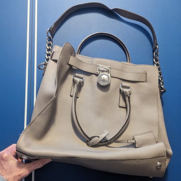 Michael Kors Beige Tote Bag And Dust Cover - Picture 1 of 10